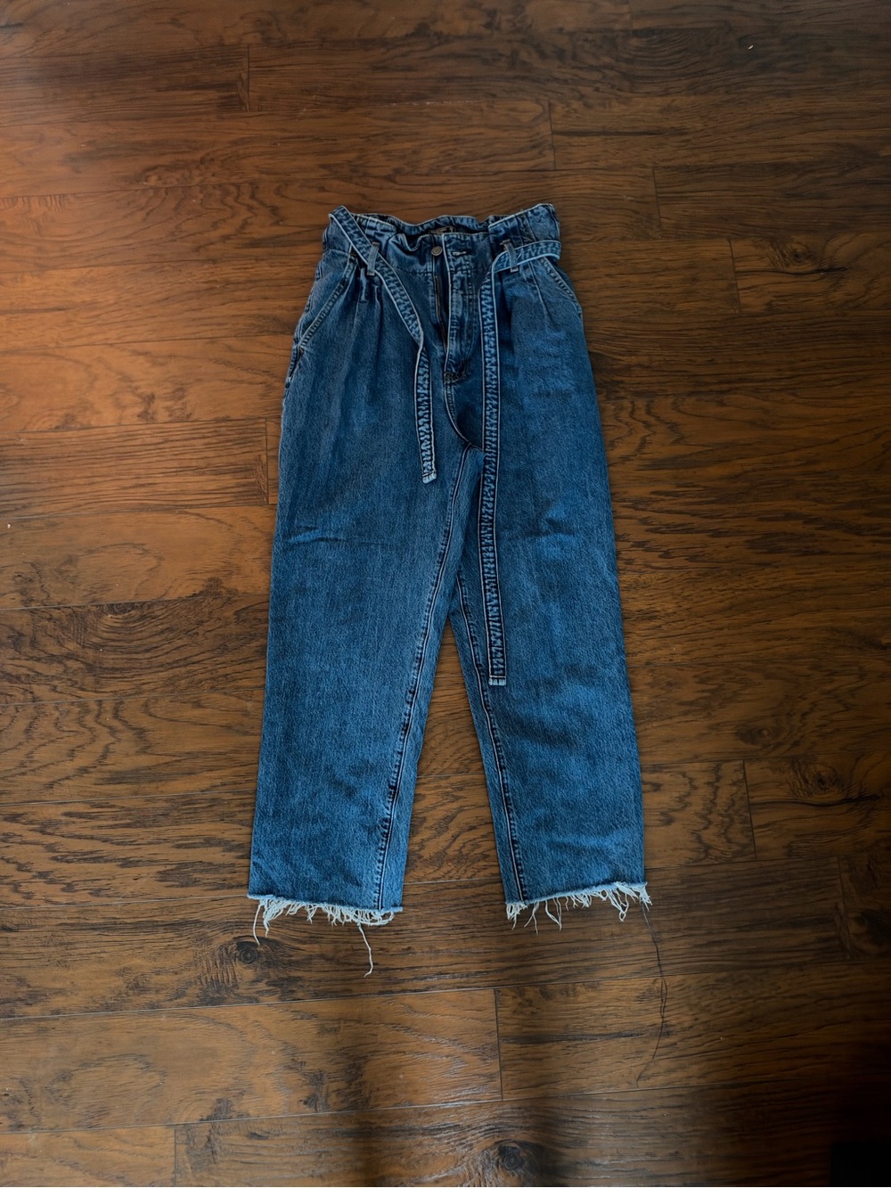 Abercrombie & Fitch Dark Blue High-Rise Paperbag Jeans with Tie Belt